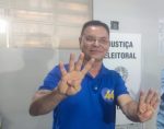 Candidato Eduardo Botelho (União Brasil) Vota Em Cuiabá