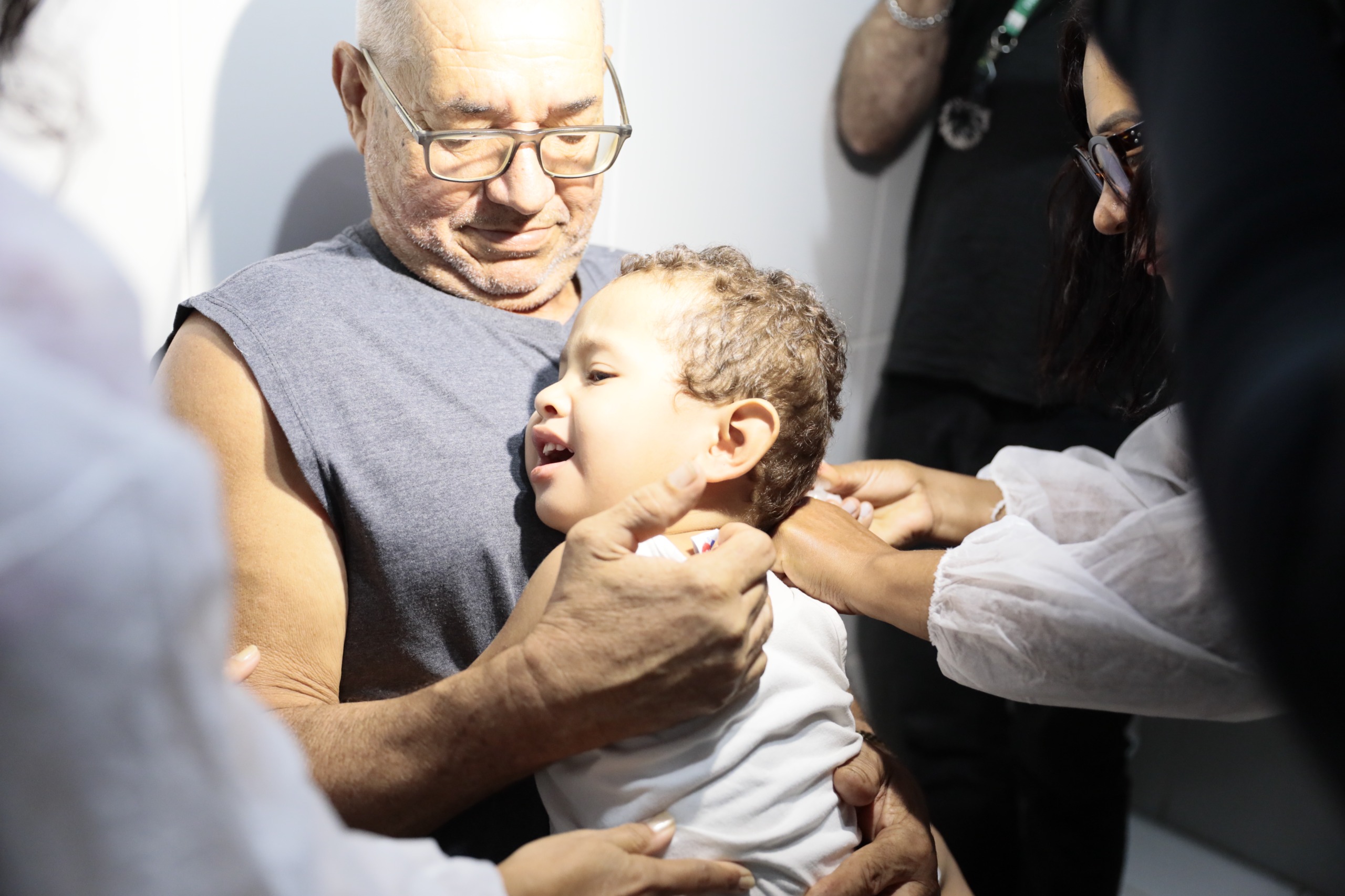 Vacinação em dia: Sábado de proteção contra a gripe e Maio Vermelho