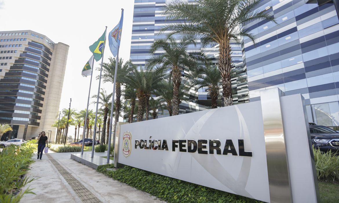 Polícia Federal abre concurso: 192 vagas!