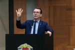 Deputados aprovam projeto que acaba com taxa sobre os consignados